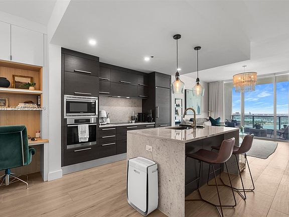 4th image of 900 Biscayne Blvd APT 3103