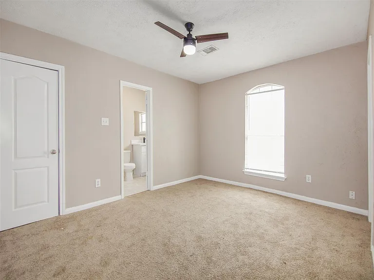 5108 Clay St — Photo 15