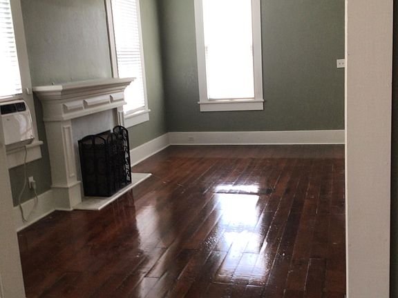 5th image of 1102 35th St
