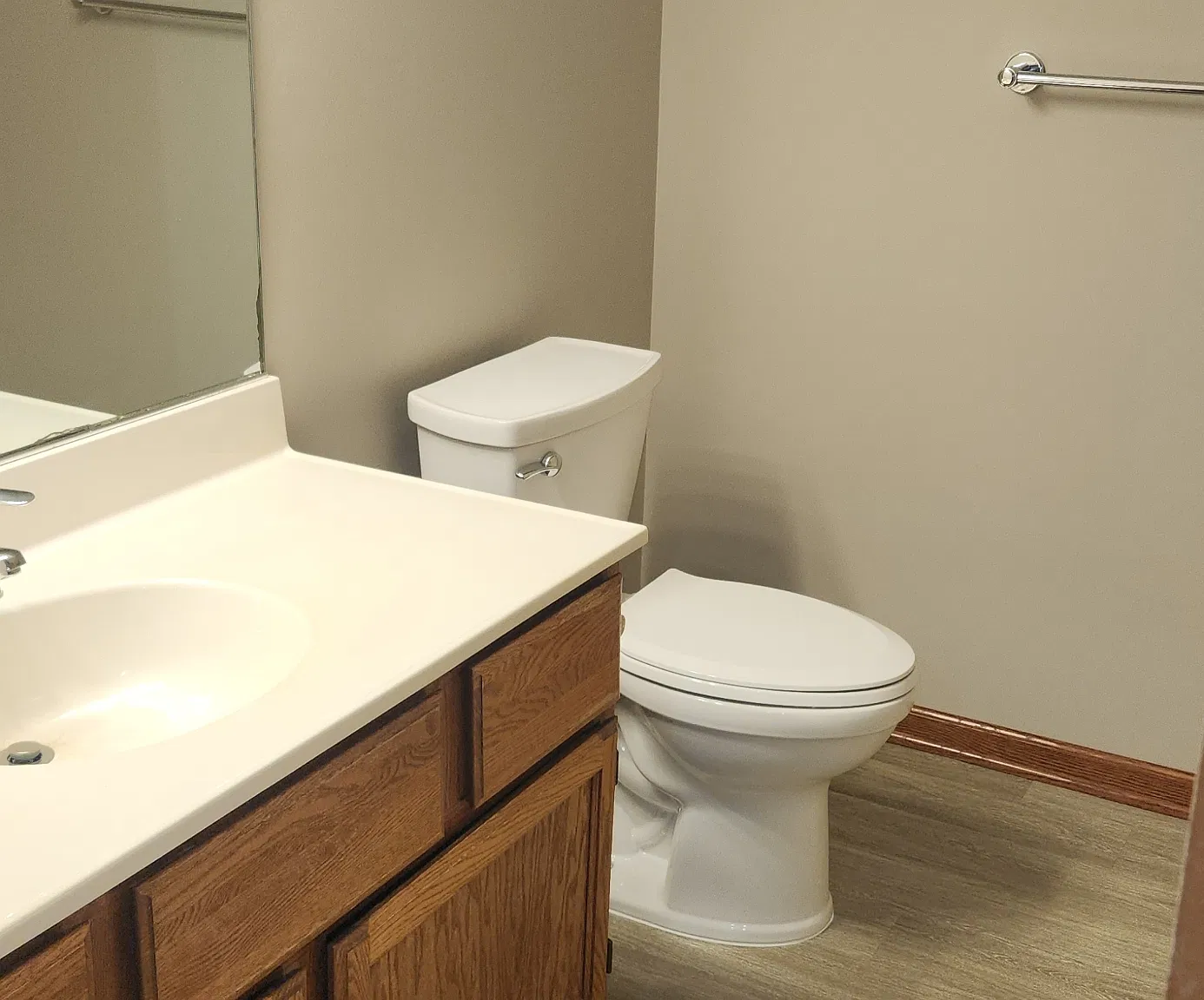 1812A W Highland Ave - 1 — Photo 2