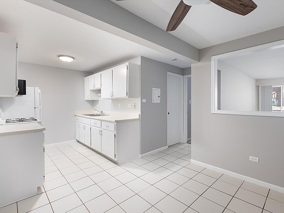 5th image of 5740 East Ave #1C