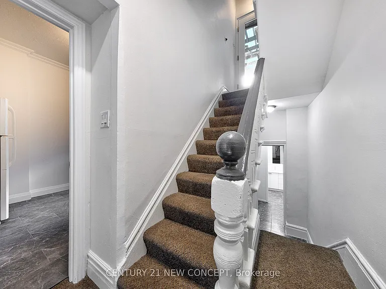 295 Queen St E #2 — Photo 17