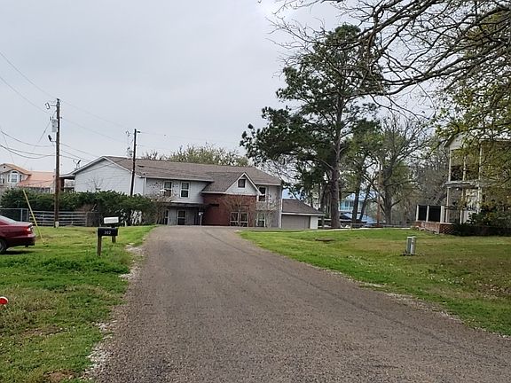 5th image of 325 Oak Crest Dr