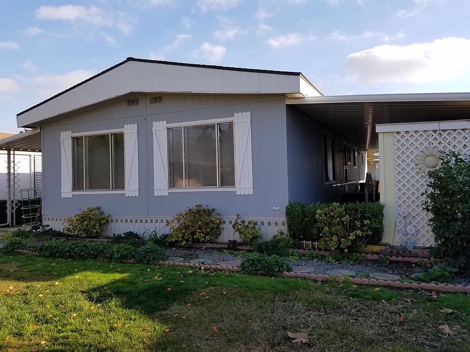 1st image of 2706 W Ashlan Ave Spc 92