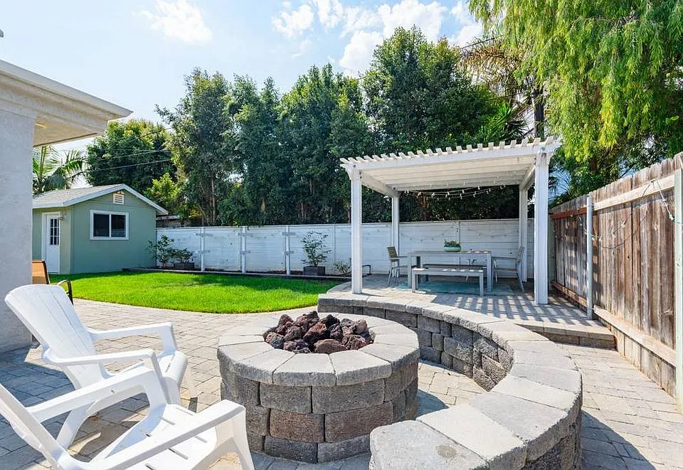 501 Calla Ave