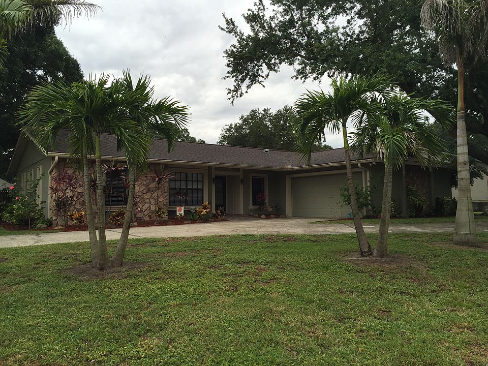 1st image of 2878 Trailwood Dr