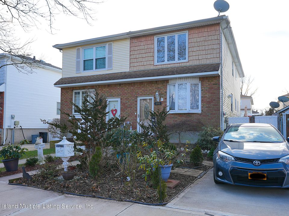 1st image of 490 Dongan Hills Ave
