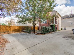 4100 Blossom St #A, Houston, TX 77007