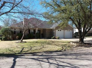 415 Jouette St, Farmersville, TX 75442