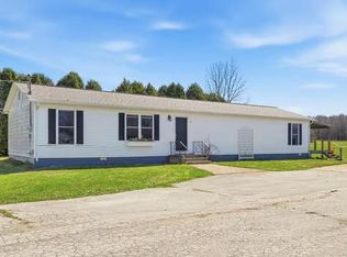 68715 66th Ave, Watervliet, MI
