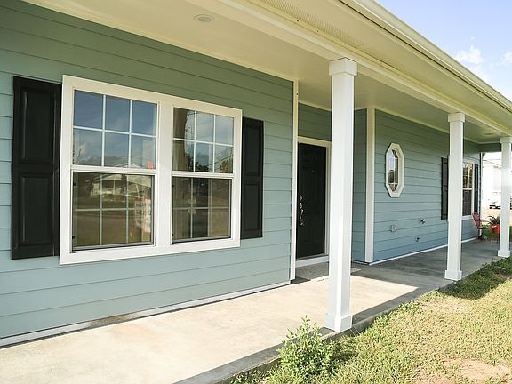 3rd image of 1602 Port Neches Ave