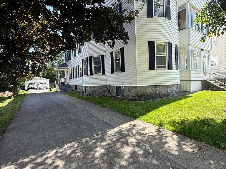 17 Stebbins St #1 — Photo 19