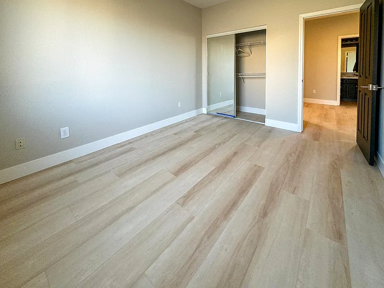 5181 Stone Canyon Dr — Photo 35