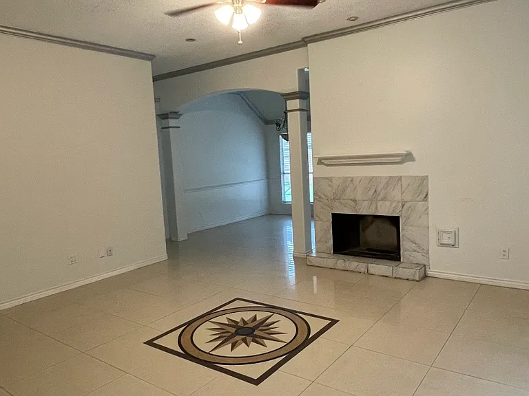 5923 Hatfield Glen Dr — Photo 8