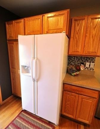 Kitchen - Lots of storage space