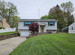 3960 Edinburgh Dr, Youngstown, OH