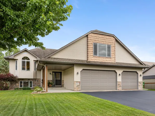 6051 Goodview Trl N, Hugo, MN 55038
