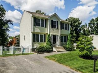 67 Charlestown Ave, Warwick, RI 02889