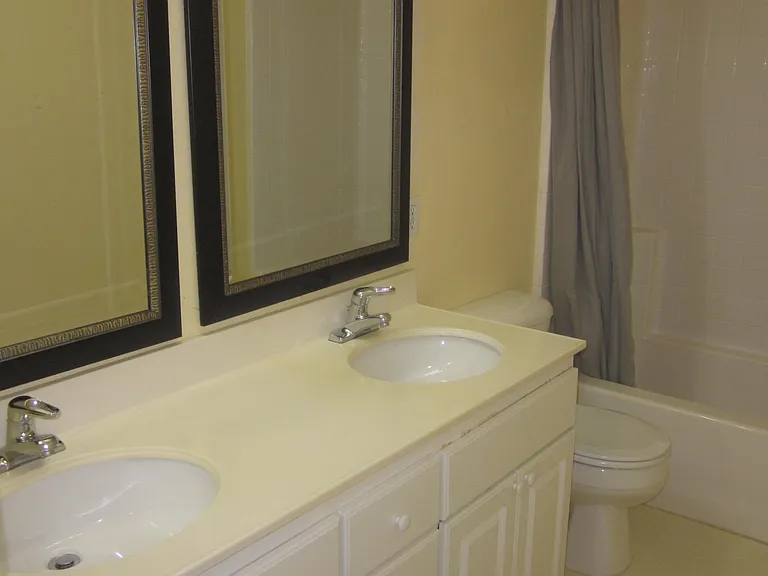 38129 Augusta Dr — Photo 9