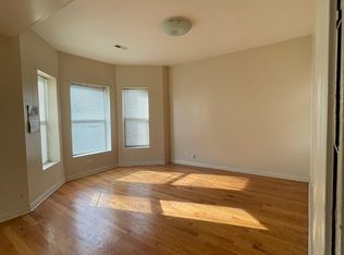 3326 W Adams St #3E, Chicago, IL 60624