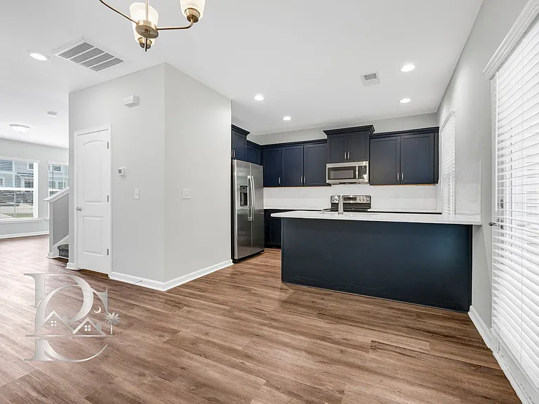 183 Northwood St — Photo 8