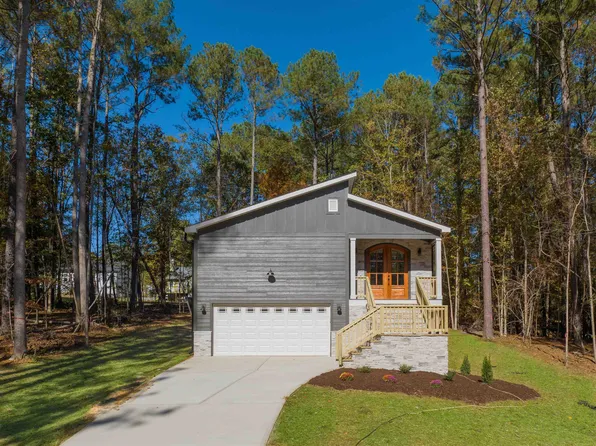 123 Cherokee Dr, Louisburg, NC 27549