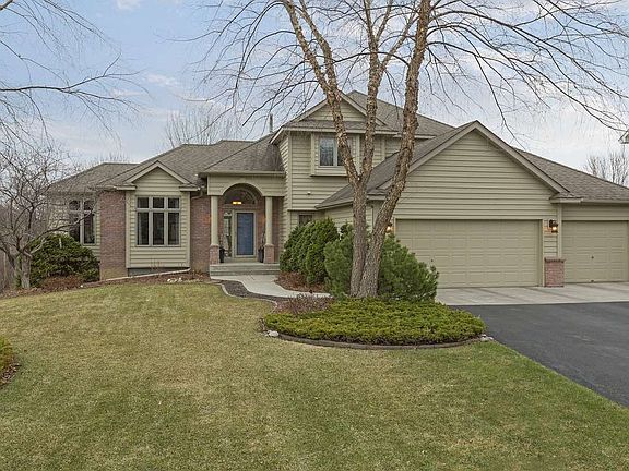 2nd image of 2545 Christian Dr
