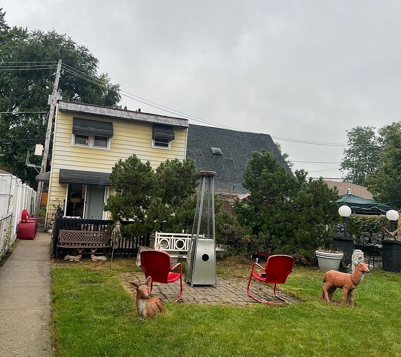 1st image of 3230 N Oconto Ave