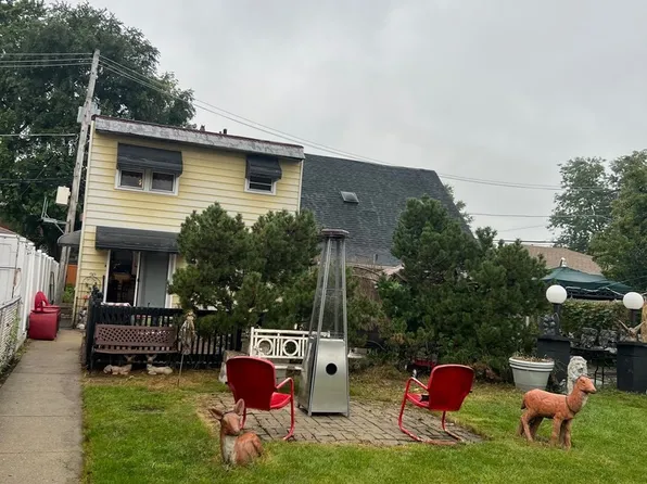 3230 N Oconto Ave, Chicago, IL 60634