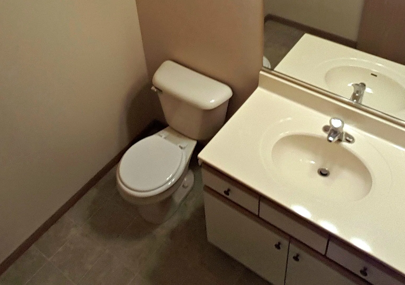 Pinedale Apartments and Red Cedar Townhomes — Photo 4