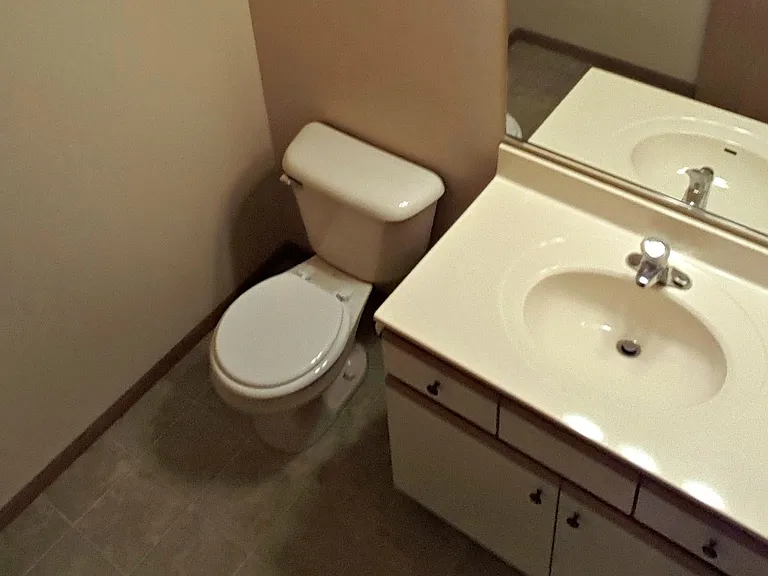 Pinedale Apartments and Red Cedar Townhomes — Photo 15