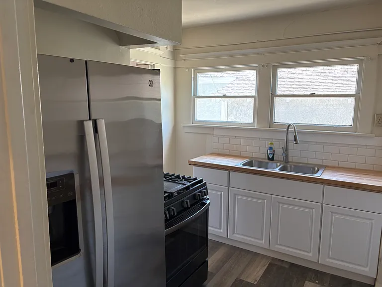 Kitchen - new sink, countertops, fridge