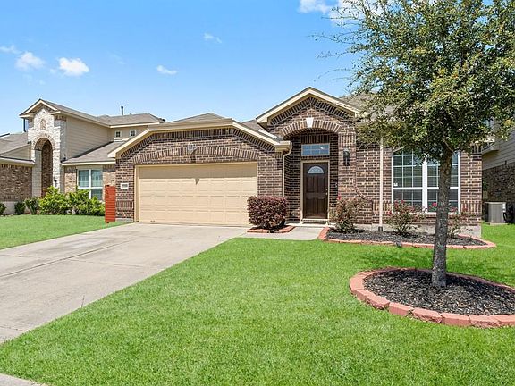 2nd image of 2518 Riverway Dr