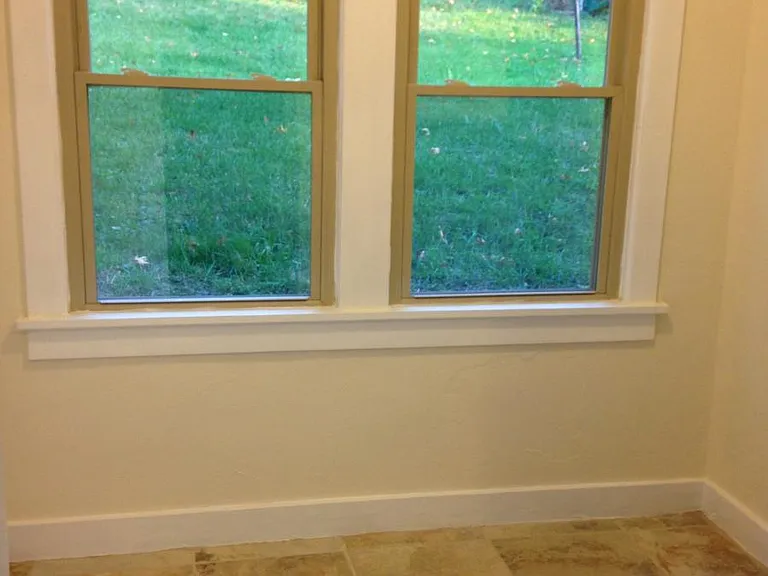1731 Broadway Ave — Photo 15