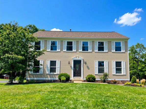 5951 Dalmation Dr, Bethel Park, PA 15102