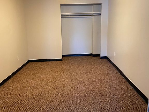 2nd image of 171 W 1st St APT 3