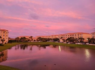 1 Harbour Isle Dr E UNIT 203, Fort Pierce, FL 34949