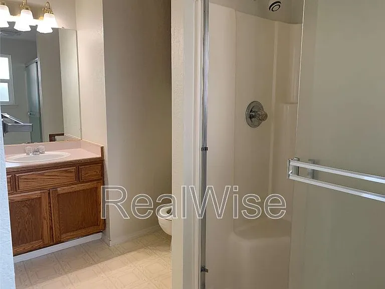 210 Sweetbrier Dr — Photo 22