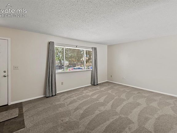 5th image of 3420 Valejo Ct