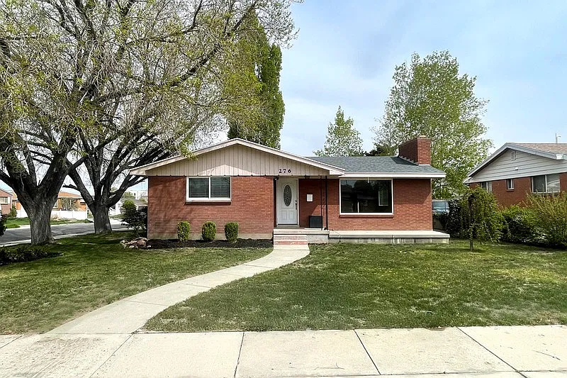 Charming 4 BR/2BA Home in Midvale! Great Location! — Photo 1