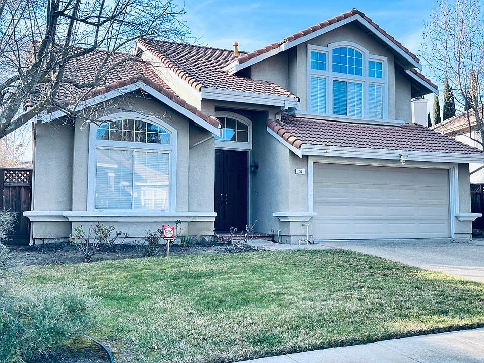 1st image of 35 Sierra Ridge Ct