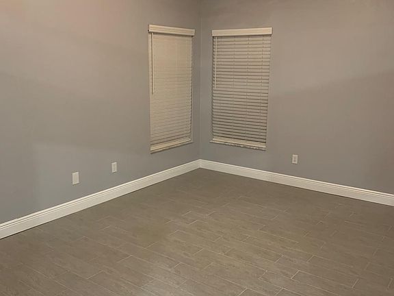 3rd image of 1839 Olivia Cir