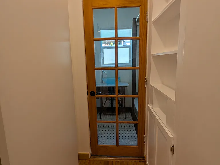 1549 Baxter St #4 — Photo 5