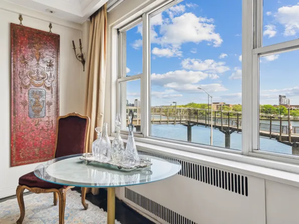 33 East End Avenue image 4 of 10