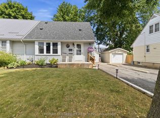 414 Flanders Row, London, ON N5Y 1C4