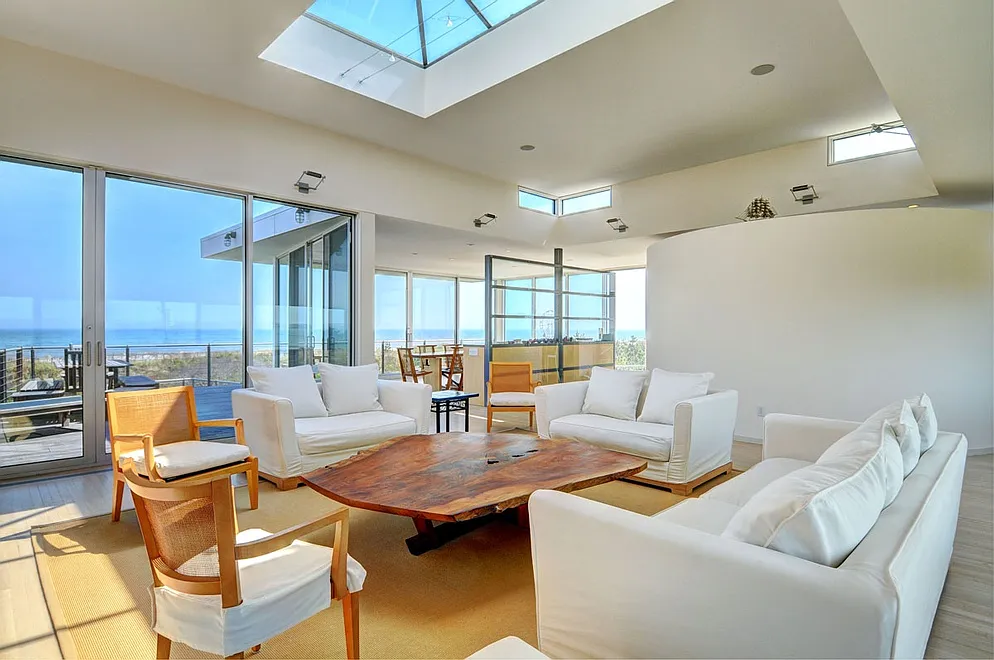Dune Road, Bridgehampton Oceanfront — Photo 3