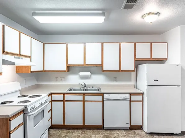 Wyndam Place Senior Residence - Lawrence