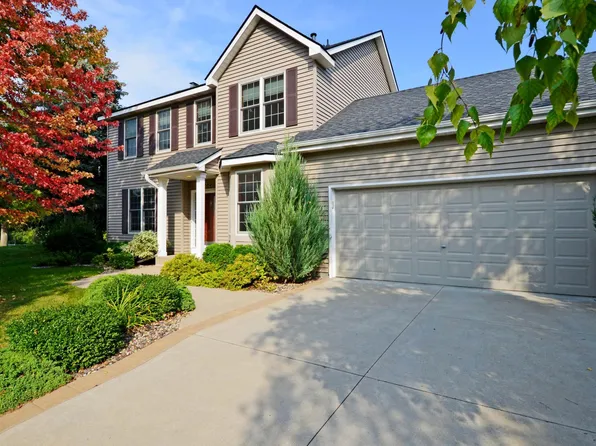 2454 Canton Ct, Mendota Heights, MN 55120