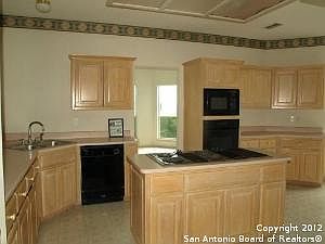 5th image of 12235 Farview Ln