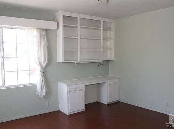 5th image of 1313 Hollister St